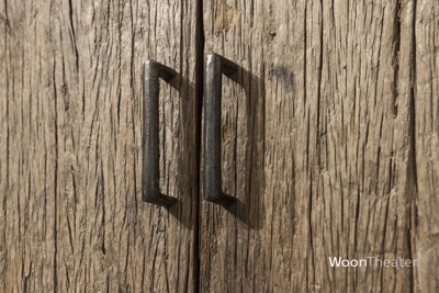Robuust houten 4-deurs kabinet | Urban Collection