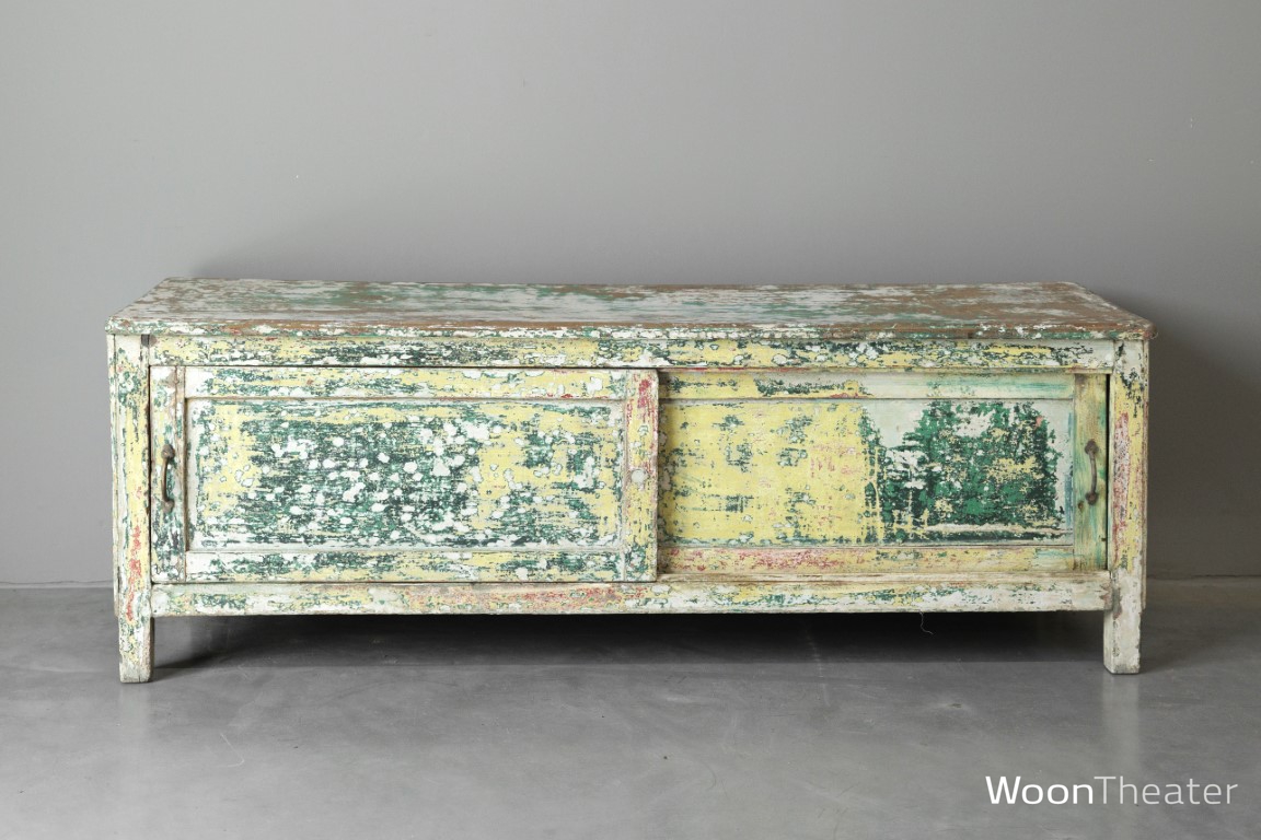 Origineel oud tv meubel | India